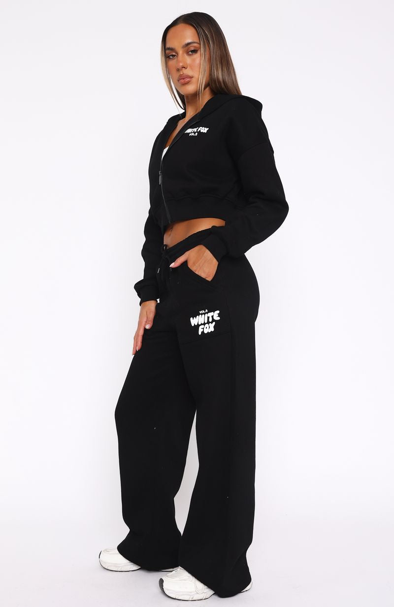 Offstage Wide Leg Sweatpants Monochrome - Image 3